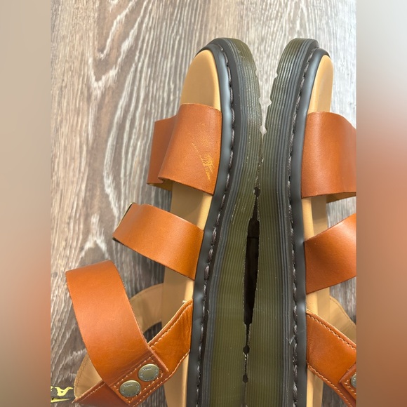 Dr. Martens GRYPHON Analine sandals unisex woman’s size 9 men’s size 8 - Picture 10 of 16